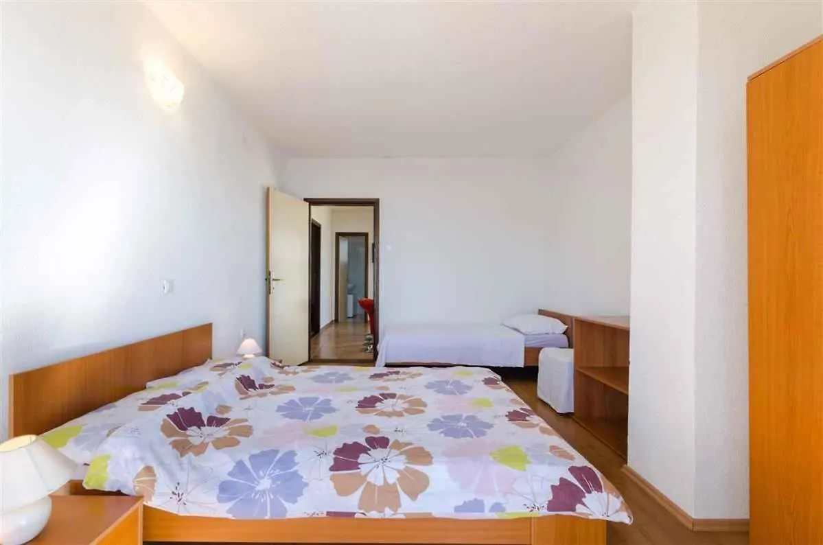 Apartment In Novi Vinodolski 15442 Croatia